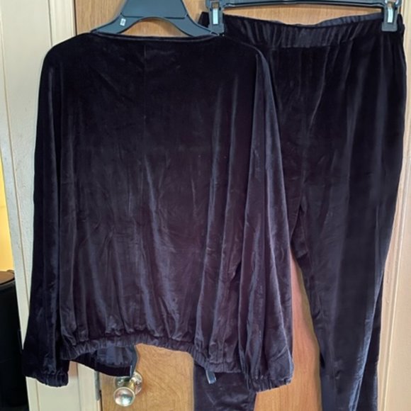 O-ring Zip Up Velvet Sweatpants Set - Picture 4 of 6